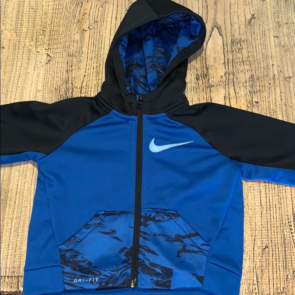 18M boys Nike hoodie